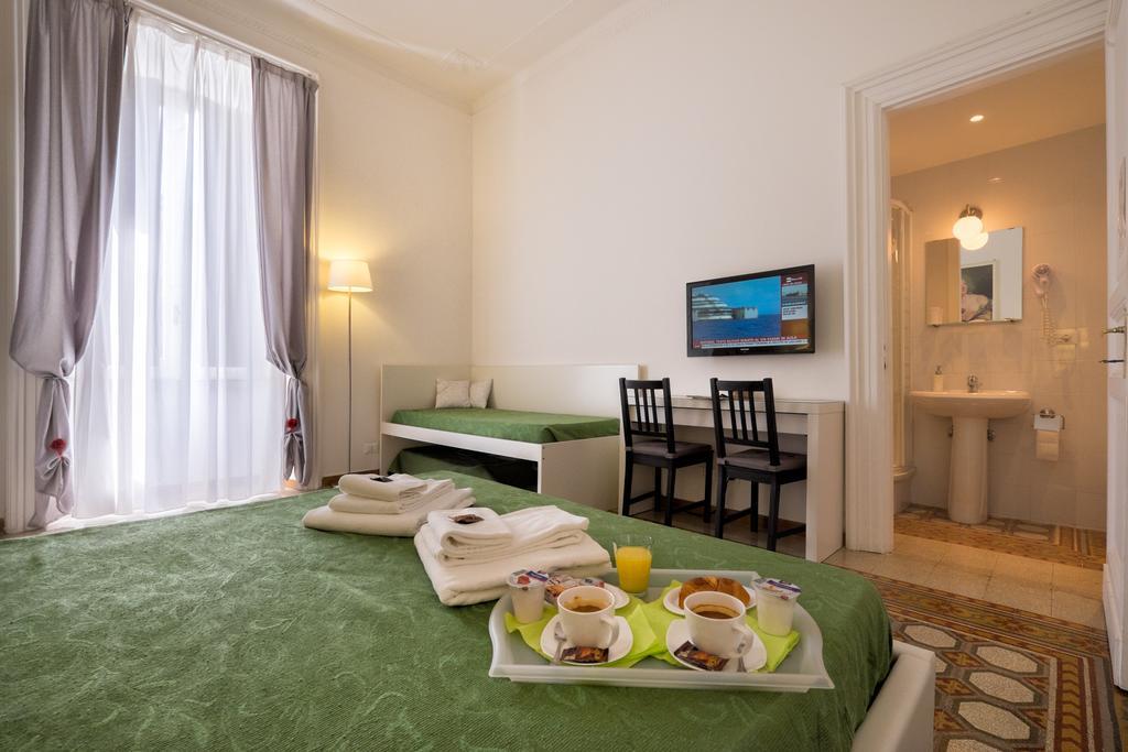 Bed and Breakfast Orsini Reali Řím Pokoj fotografie
